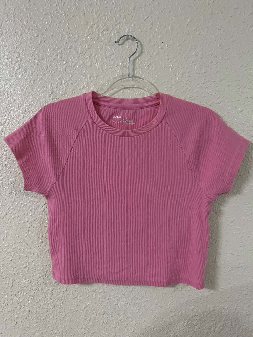 Aerie Ribbed Raglan Short Sleeve Cropped Baby Tee
